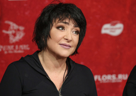 «Они геморройные»: Лолита объяснила, почему не пойдет замуж за олигарха