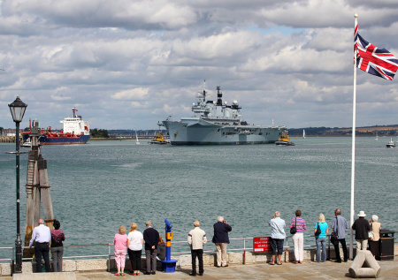 Военэксперт оценил шансы Британии создать дополнительный к НАТО флот