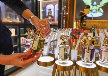 В России опровергли слухи о смертельной опасности парфюмов