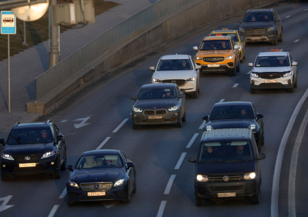 В Госдуме попросили не снижать нештрафуемый порог скорости в России