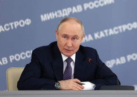 Путин призвал избавить дагестанцев от бюрократии при получении компенсаций