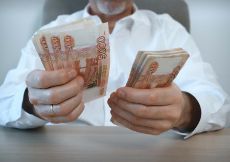 Раскрыта сумма, которую заработали российские миллиардеры с начала года