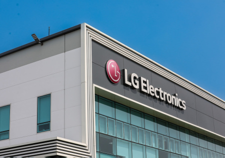 LG намерена зарегистрировать более 10 товарных знаков в России