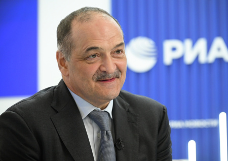 Экс-глава Дагестана попросил не отправлять его на новую работу