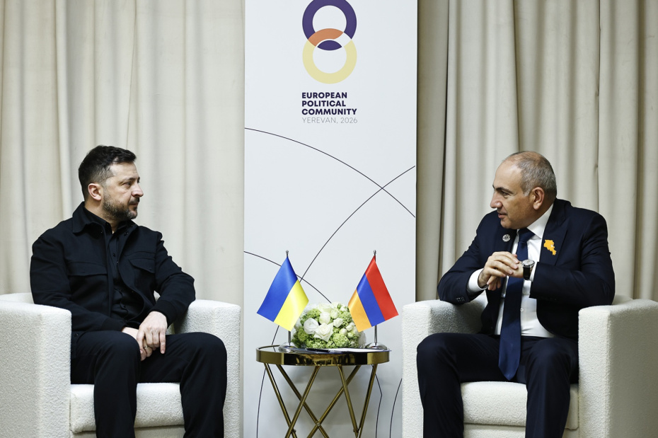 Никол Пашинян и Владимир Зеленский на полях саммита Европейского политического сообщества