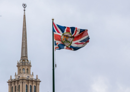 Лондон расширил санкционный список против России