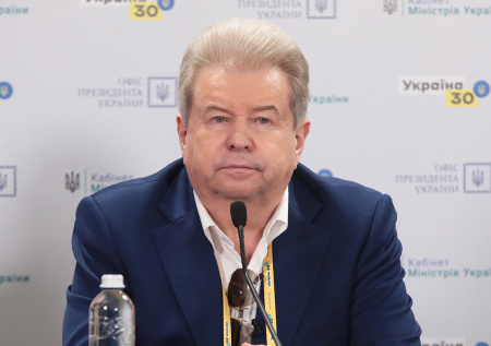 К «поющему ректору» Поплавскому снова пришли с обысками