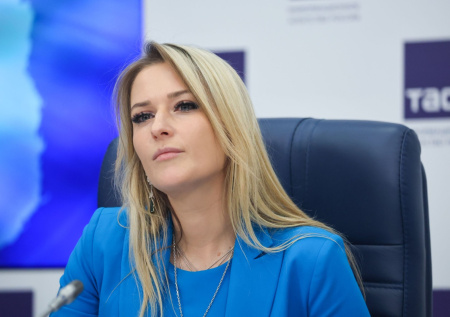 Борис Корчевников назвал имя женщины-политика, которую особенно уважает