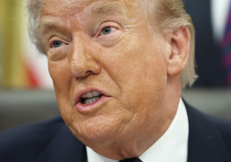 Трамп отверг идею вторжения на Кубу