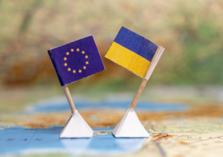 «Может дорого стоить:» Путин рассказал о стратегии Евросоюза на Украине