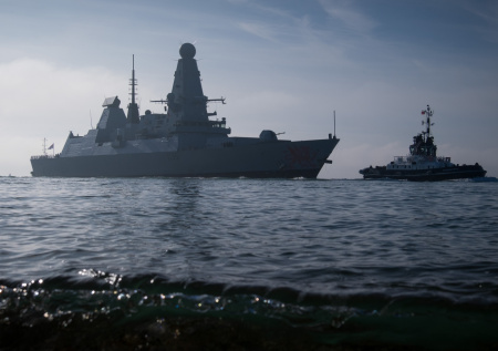 Стало известно, куда Британия перебосит эсминец HMS Dragon