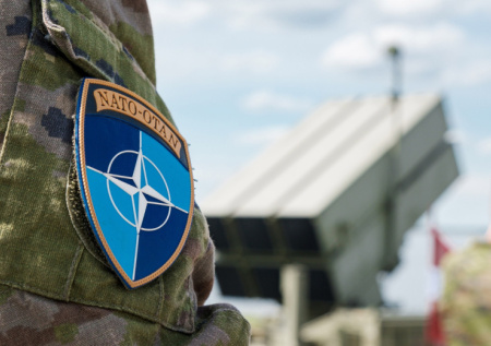 Экс-депутат Риги рассказал о военной и идеологической роли Прибалтики
