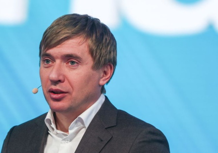 Глава Росмолодежи ответил на санкции Британии приглашением на фестиваль