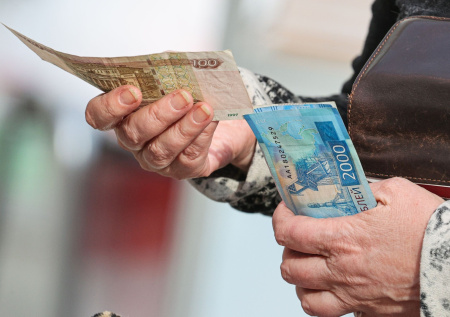Россиянам раскрыли условия повышения пенсий работающим гражданам