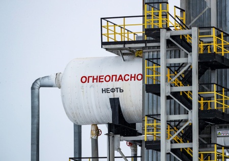 Эксперт по энергетике оценил запасы нефтяного рынка