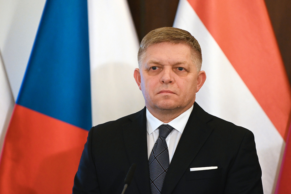 Роберт Фицо