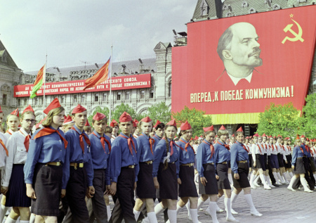19 мая — День пионерии: история, традиции и возрождение детского движения