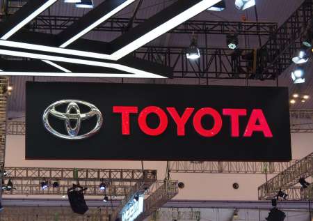 Автоконцерн Toyota защитил права на пять своих брендов в России