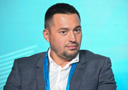«Наконец-то»: Голоцуцков о разрешении гимнастам РФ выступать с триколором