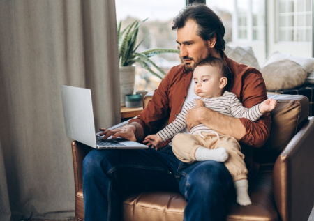 Новые выплаты для работающих родителей с 1 июня: кому и сколько дадут