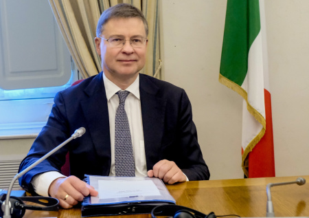 Украина стала на шаг ближе к получению €90 млрд от Европы