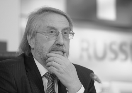 Умер 40 лет боровшийся со СПИДом в России академик РАН