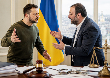 «Кошелек» машет хозяином. Миндич подал в суд на Зеленского: что происходит