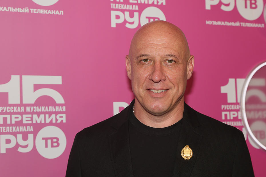 Певец Денис Майданов на XV Русской Музыкальной Премии телеканала РУ.ТВ на «ВТБ Арене» в Москве