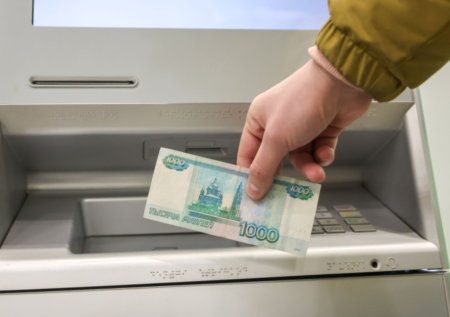 Россиянам рассказали, как могут пригодиться советские сберкнижки