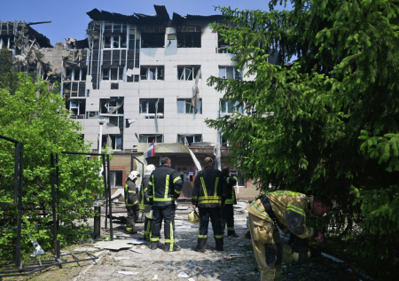Пасечник раскрыл, сколько человек остается под завалами в Старобельске