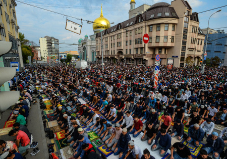 Стало известно, сколько человек отпразднуют Курбан-байрам в Москве