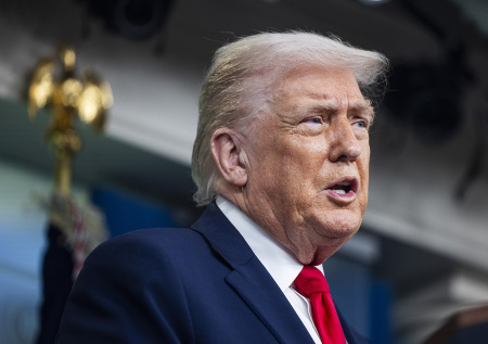 Трамп в беседе с журналисткой проговорился о сделке с Ираном