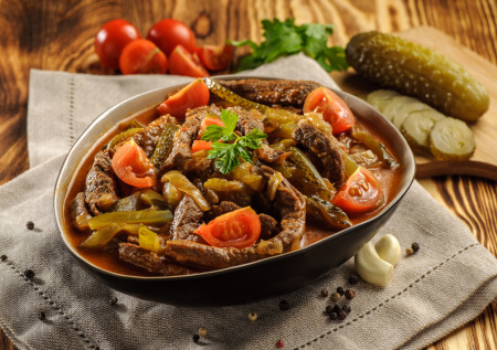 Тайна идеального азу: 3 секрета самого сочного мяса по-татарски