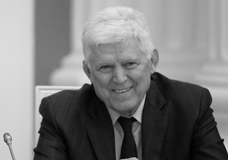 Умер бывший спикер парламента Дагестана Хизри Шихсаидов
