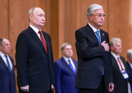 Токаев назвал визит Путина в Казахстан исключительно важным