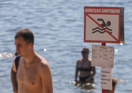 Терапевт напомнил об опасности купания в запрещенных местах