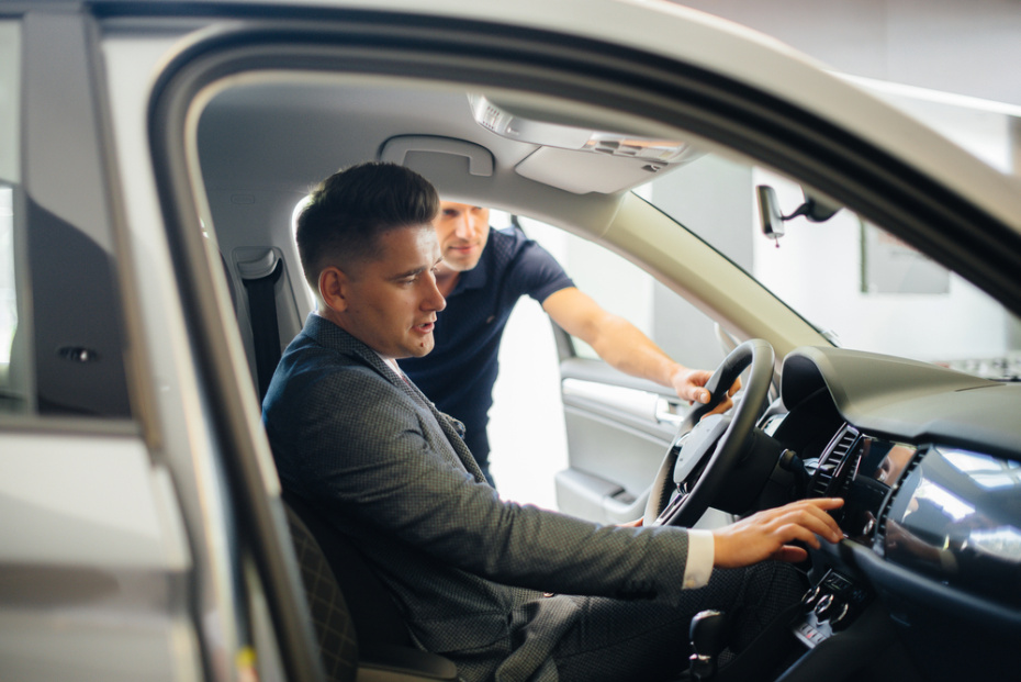 Комиссионный автосалон: как работает