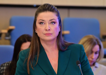 Популярная российская телеведущая попала под санкции Зеленского