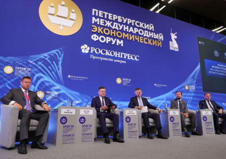 Бизнесмены из недружественной страны приедут на ПМЭФ