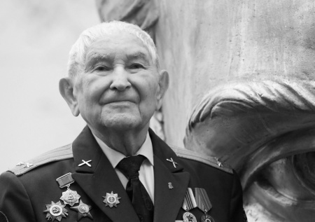 Умер ветеран, участвовавший в Параде Победы 1945 года