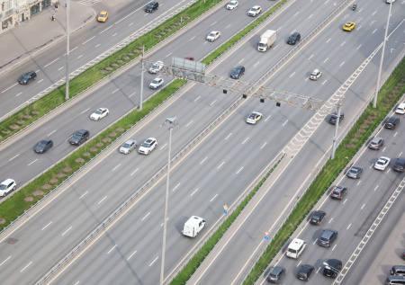 В Подмосковье открыли движение по участку трассы ЮЛА