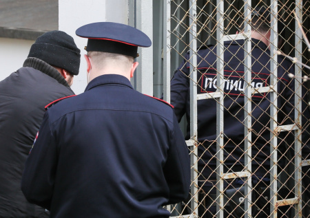 Рейд в нижегородском кафе обернулся 20 протоколами на мигрантов