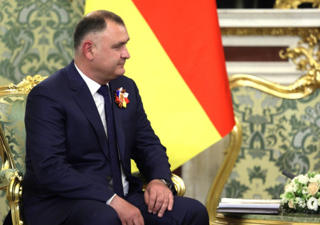 Президент Южной Осетии предложил кандидата на пост премьер-министра