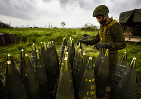 Израильские военные нанесли удар по аэропорту в Иране