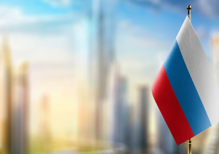 12 июня День России: торжественные бесплатные открытки к празднику