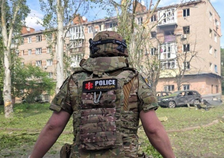 Пьяный дезертир ВСУ решил пострелять из автомата с окна дома