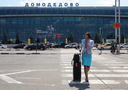 Домодедово перешел на специальный режим обслуживания авиарейсов