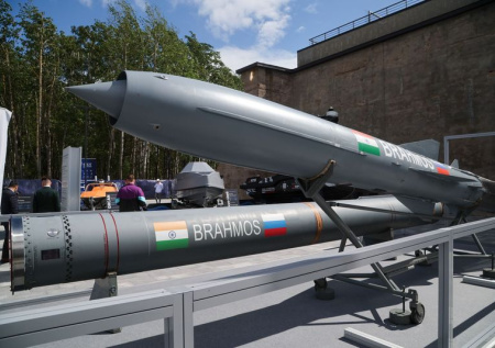Раскрыт объем заказов предприятия BrahMos Aerospace России и Индии