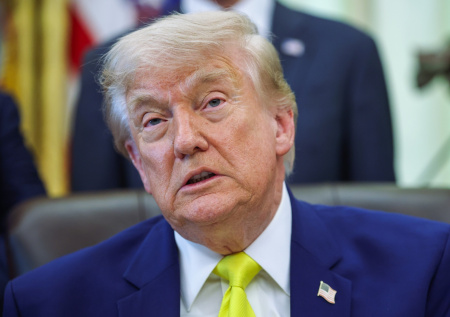 Трамп признал, что США украли у Ирана миллионы баррелей нефти