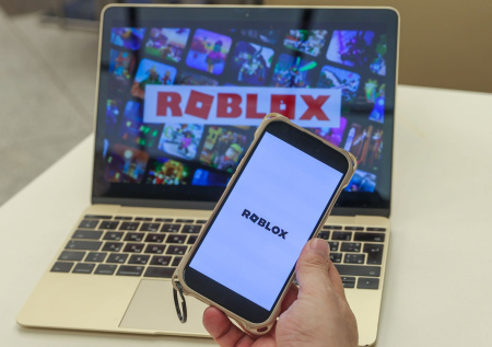Платформа Roblox снова доступна в России